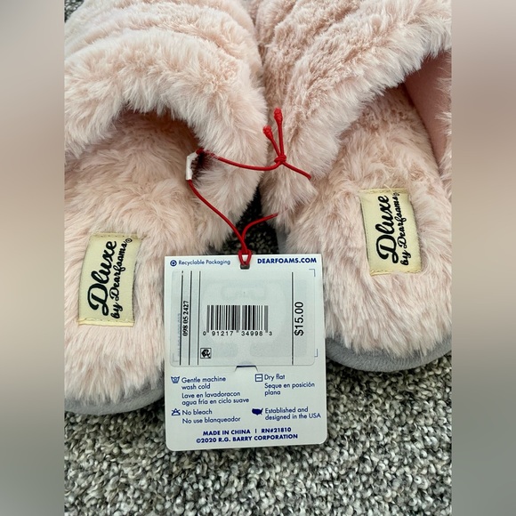 Deluxe by Dearfoam slippers. Size S (5-6) NWT - Picture 5 of 5